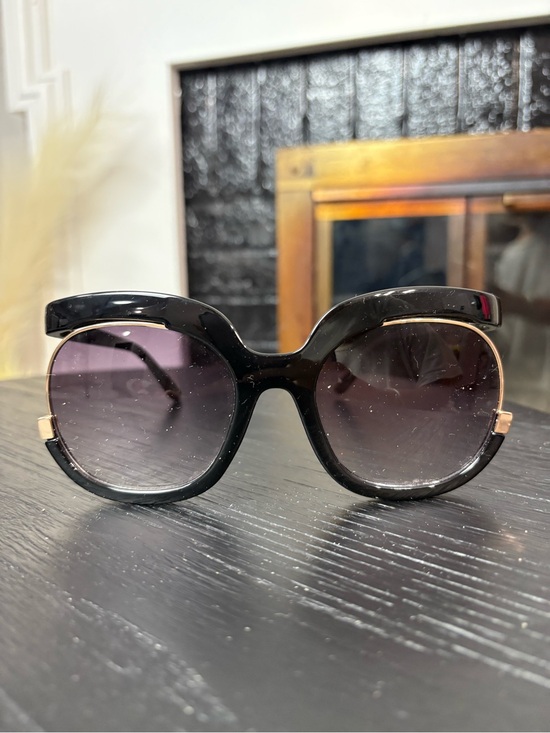 Accessories - Black Oversized Round Women's Sunglasses